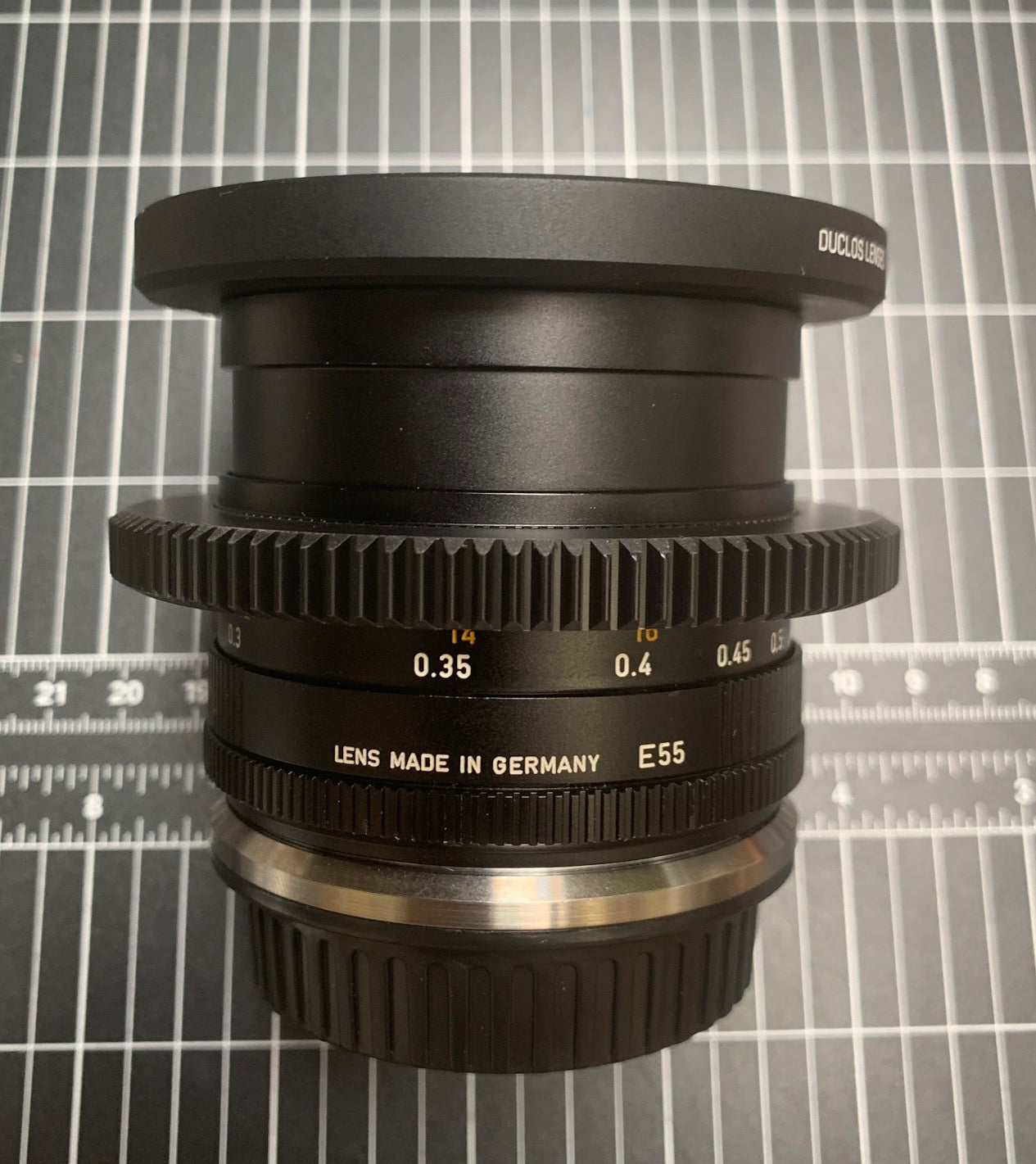 Duclos LEICA R 35mm F2 SUMMICRON-R CINE-LENS (1980s) in Canon EF