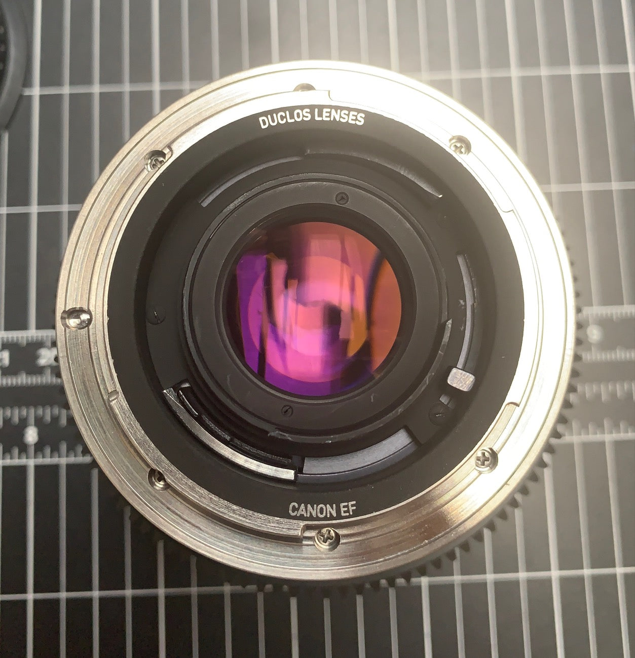 LEICA R 35mm F2 SUMMICRON-R CINE-LENS (Late '70s) in Canon EF