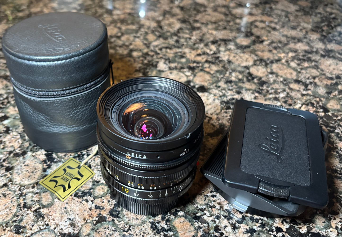 LEICA R 19mm F2.8 ELMARIT-R ROM V2 Lens in EXC+