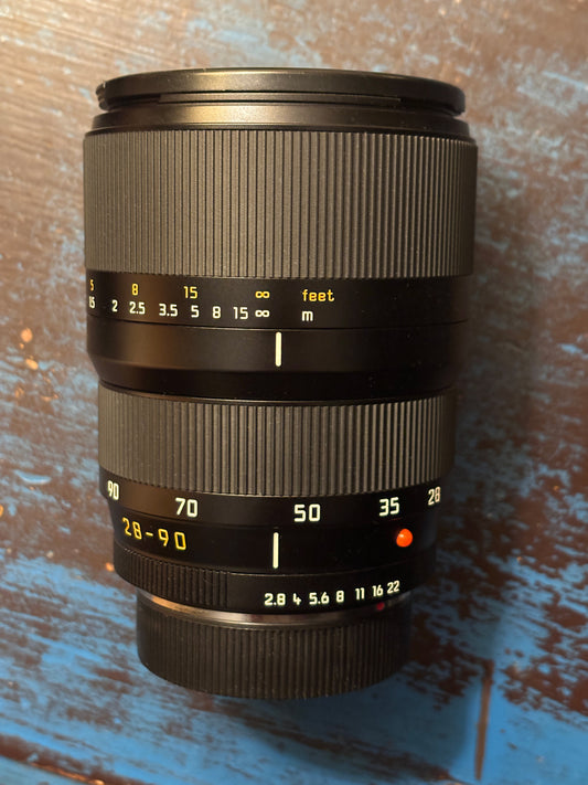 LEICA R 28mm–90mm f/2.8–4.5 ASPH Vario-Elmarit-R *Near MINT*